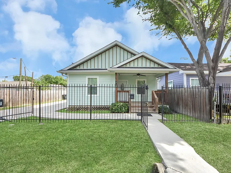 3703 Lila St — Photo 7