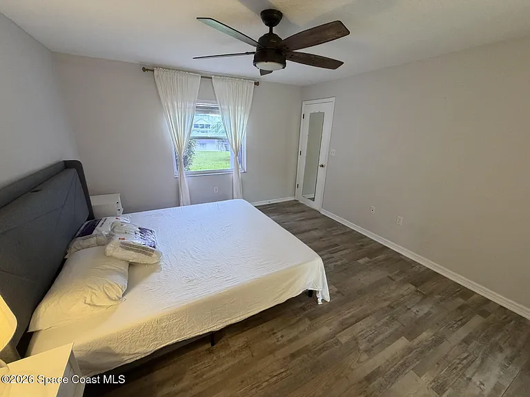 1305 Ambra Dr — Photo 9