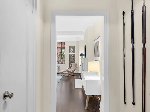 175 East 79th Street image 3 of 8
