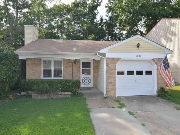 1020 Tealwood Dr, Virginia Beach, VA 23453