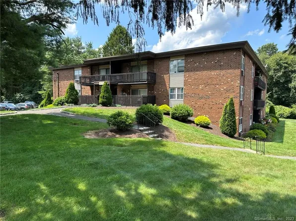 67 Balance Rock Road #5, Seymour, CT 06483