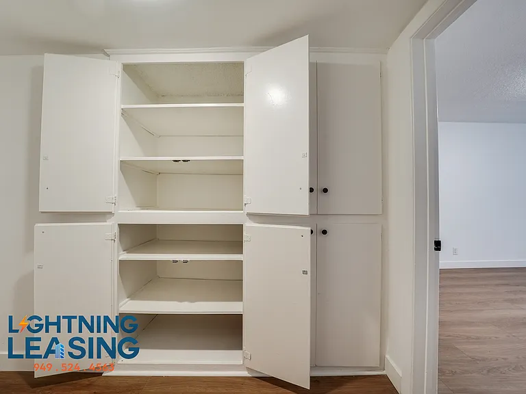 408 N Palm Dr #101 — Photo 29