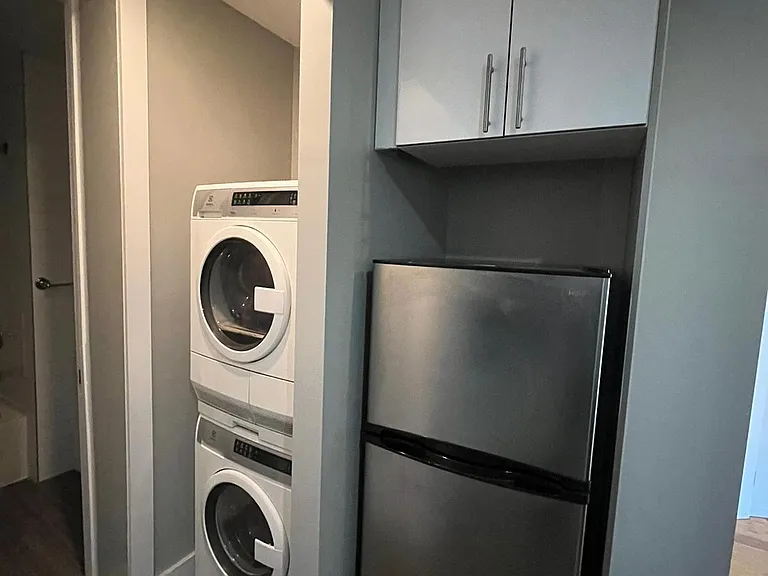 315 Alexander Ave #2F — Photo 8