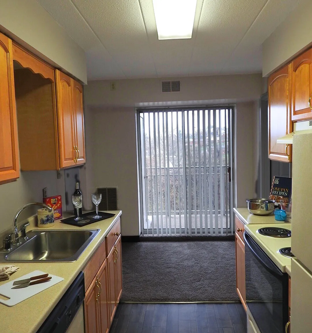 Bower Hill III — Photo 1