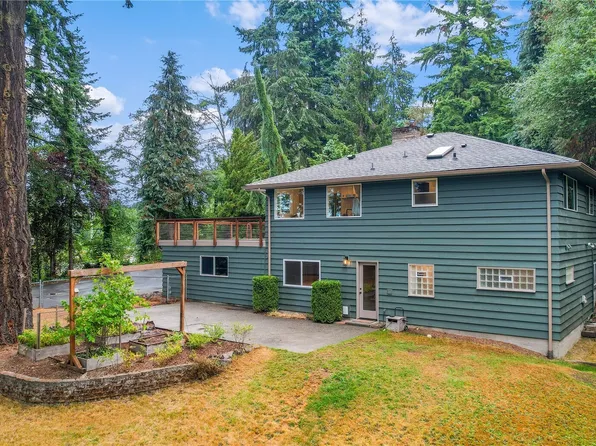 23024 99th Avenue W, Edmonds, WA 98020