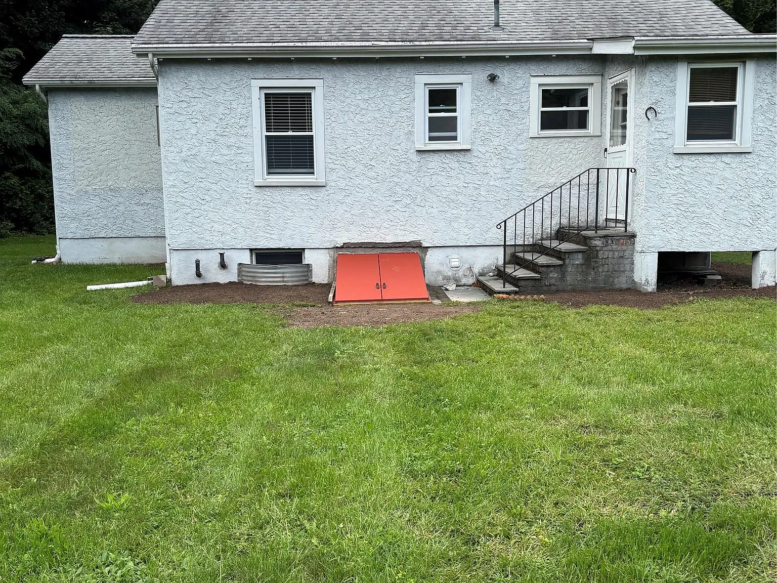 2 bed, 2.0 bath, 875 sqft, $2,300 — Photo 2