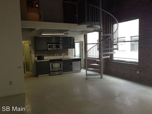 4th image of 111 W 7th St Ste 1015