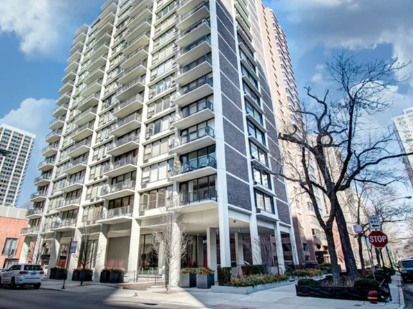 1400 N State St #10B, Chicago, IL 60610