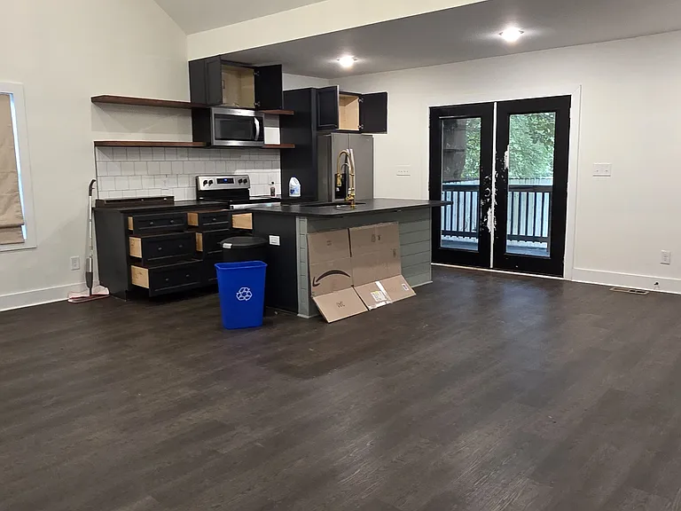 318 Summit Ave — Photo 12
