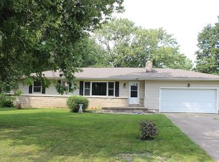 4906 Beacon Dr, Decatur, IL 62521