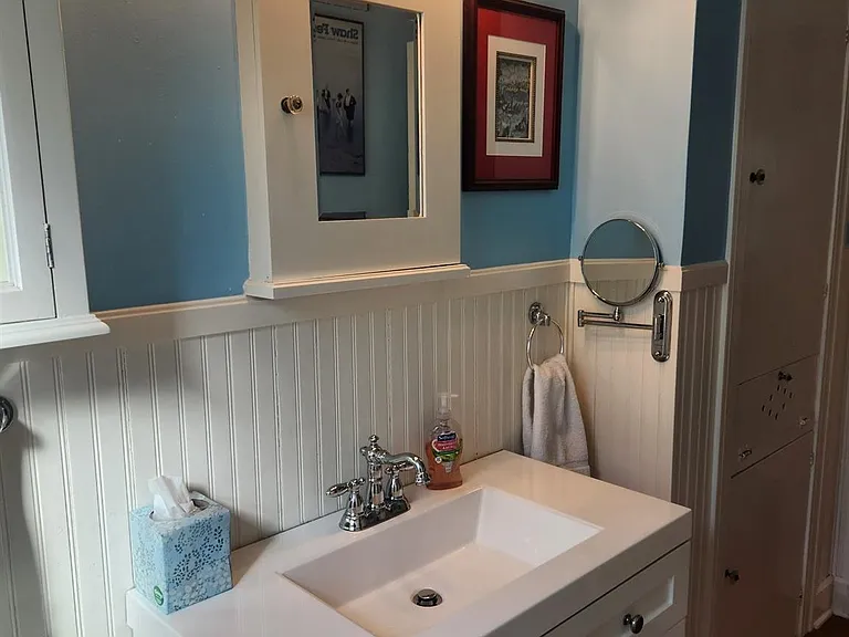 4214 Bellvue Ave — Photo 13