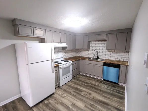 2817 Pruden Dr, Knoxville, TN 37918