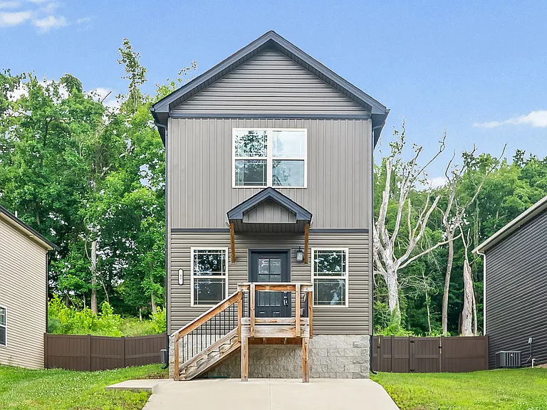 48 Cave Springs Rd — Photo 1