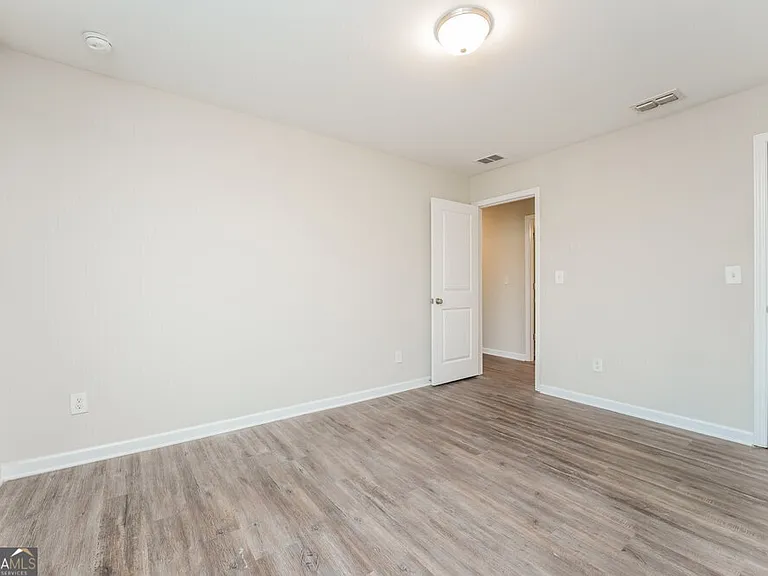 3735 Newbury Place Dr — Photo 15