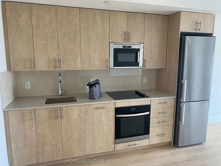 2545 Simcoe St N #2511 — Photo 3