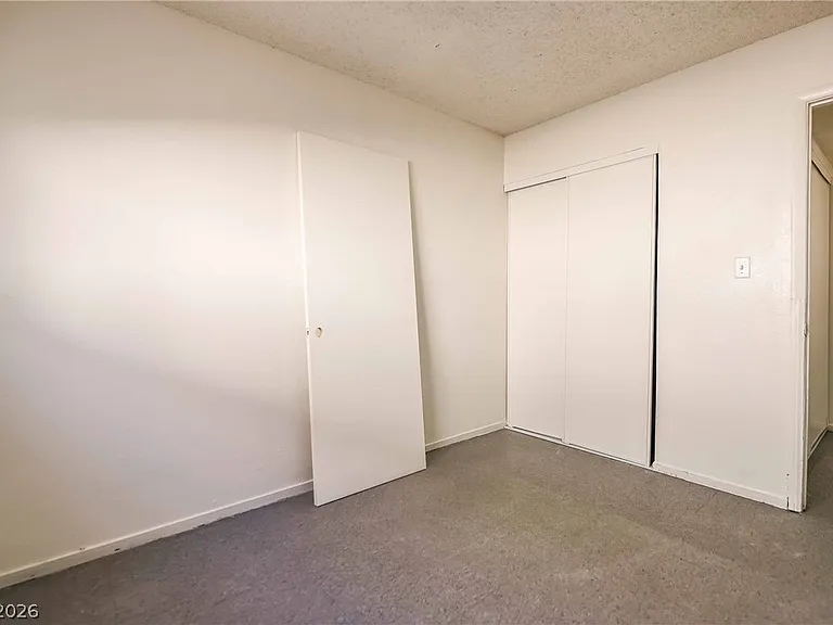 1404 E Mesquite Ave #8 — Photo 18