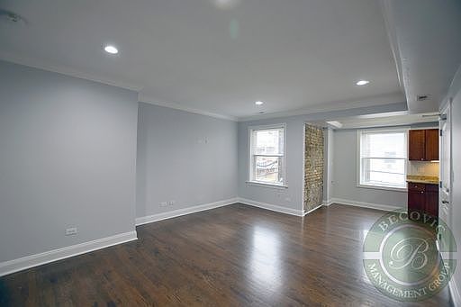 3rd image of 7728 N Ashland Ave #D3