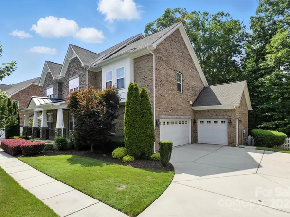 4708 Pearmain Dr, Waxhaw, NC 28173