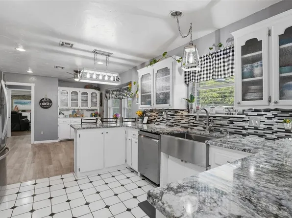 32 S Quail Dr, Ninnekah, OK 73067