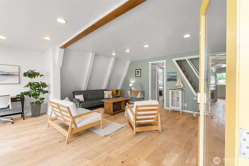 3rd image of 4440 Sucia Drive