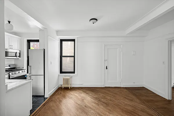 Sold by Compass | media 6