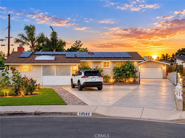 10582 Larry Dr, Anaheim, CA 92804