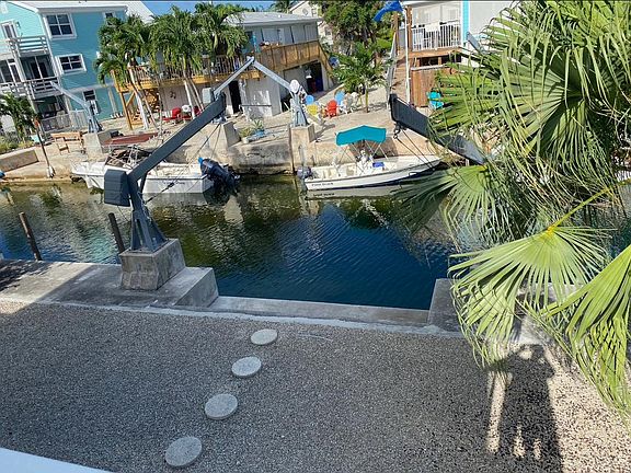 2nd image of 155 Tortuga Ln