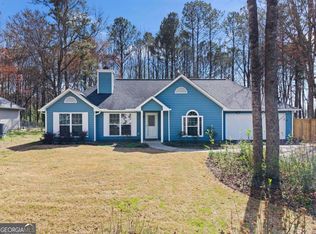 2395 Holly Branch Dr, Cumming, GA 30040