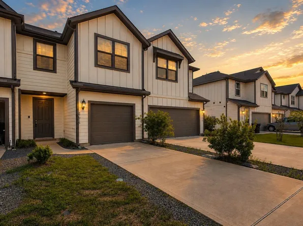 27915 Western Creek Ct, Katy, TX 77494