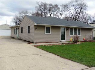 7435 Cadet Rd, Machesney Park, IL 61115