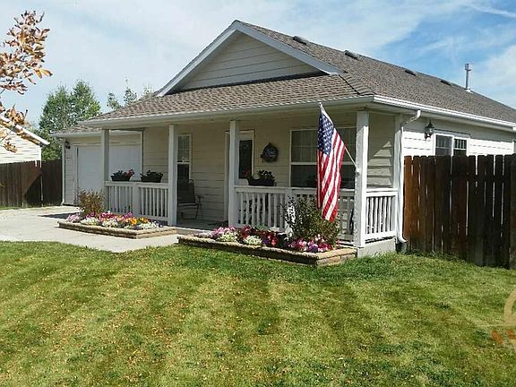 2nd image of 140 Little Brook Ln