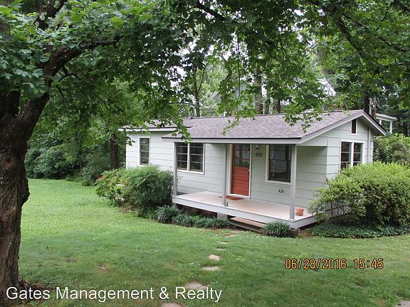 2nd image of 105 W Orange St
