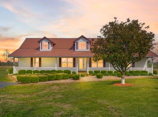 878 Charity School Rd, Crane, MO 65633