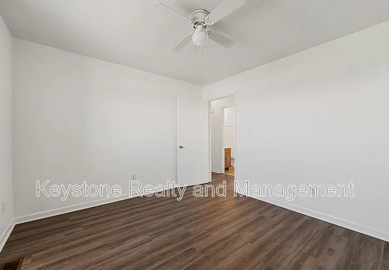 1375 Thompsonville Ln #3A — Photo 12