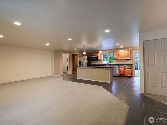 4th image of 44405 SE 146th Street