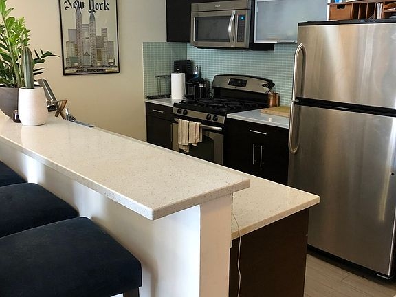 5th image of 11 Meserole St APT 3B