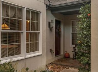 516 Thorngate Pl, Millersville, PA 17551