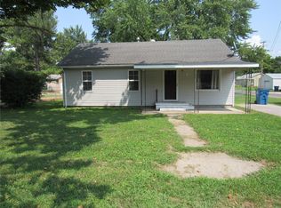 212 Stephenson Ave, South Roxana, IL 62087