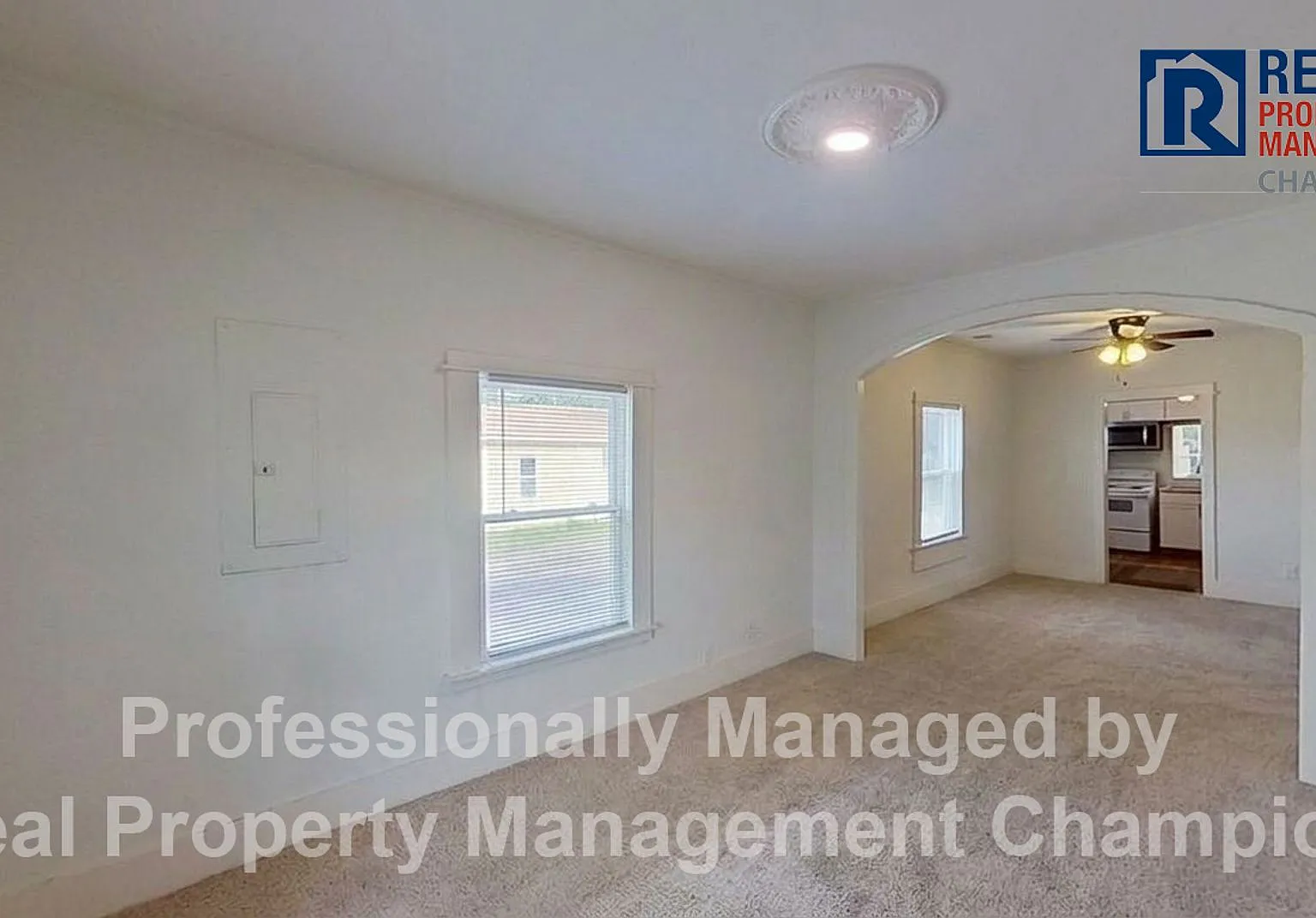 Fully Updated 3 BD/1 BA Cottage w/Covered Porch, Off-Street Parking, W/D Included — Photo 2
