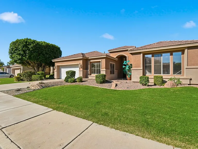 7180 W Trails Dr — Photo 1