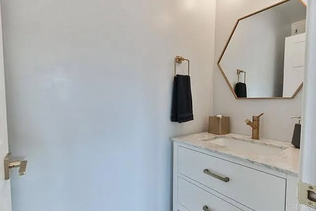 736 F Ave #1 — Photo 16