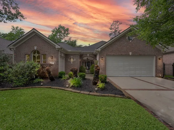 204 W Pines Dr, Montgomery, TX 77356