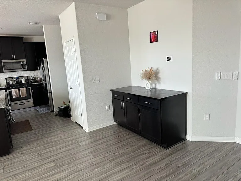 444 Arrowhead Vine St — Photo 5