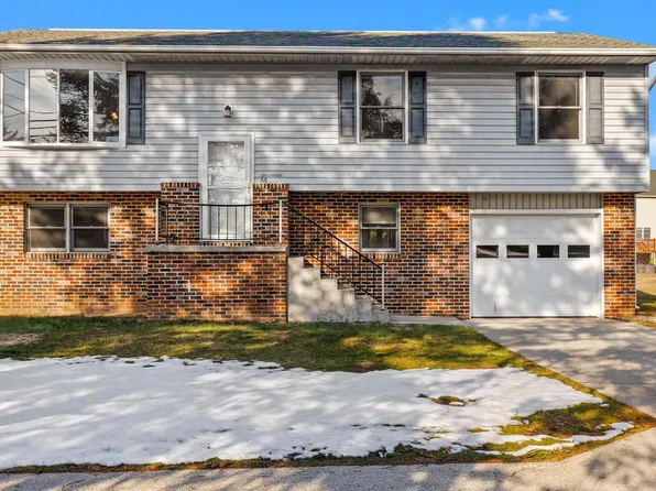 26 York Cir, Mechanicsburg, PA 17050