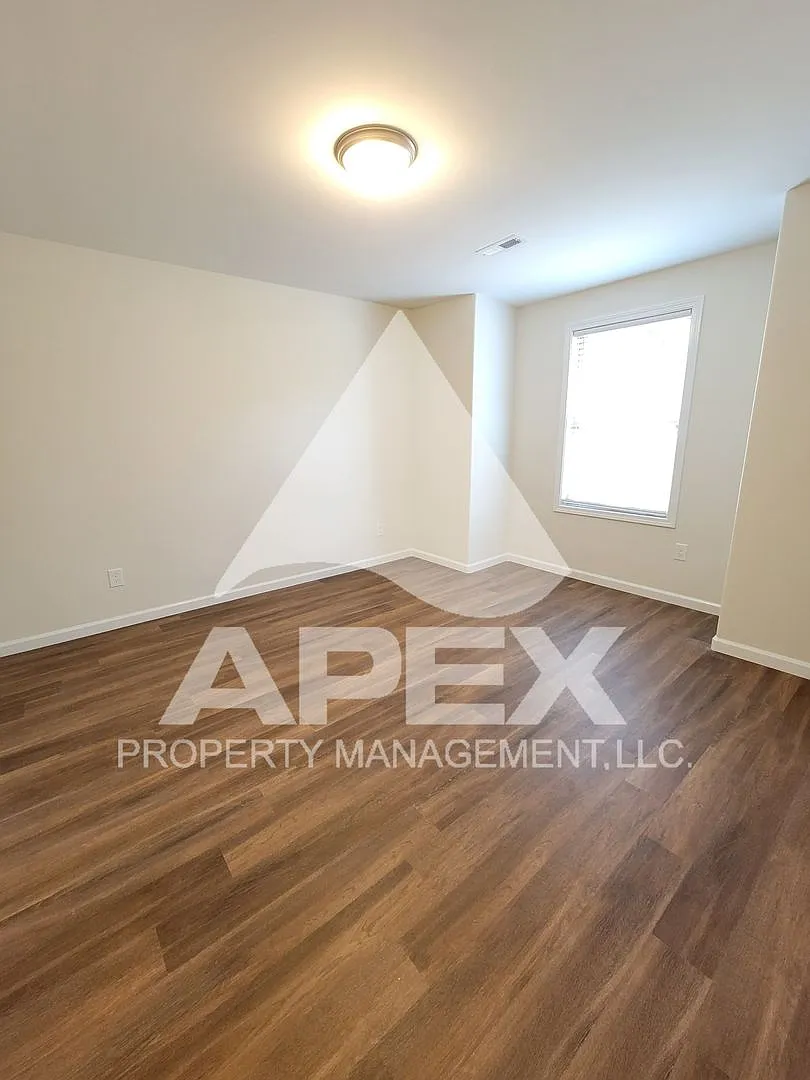 2Bd/2 Ba Single Level Condo w/1-Car Garage in North Knoxville! — Photo 4