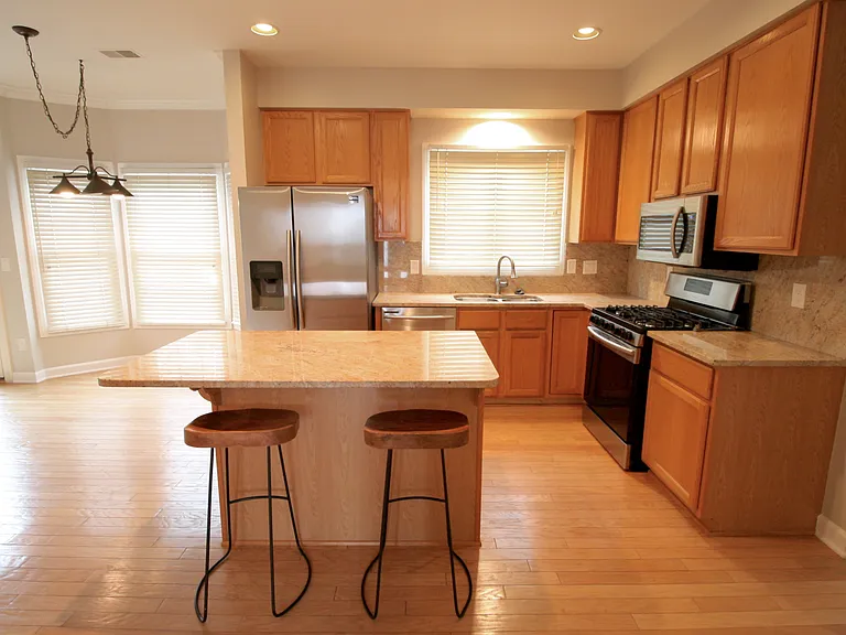 20940 Cox Mills Ct — Photo 9