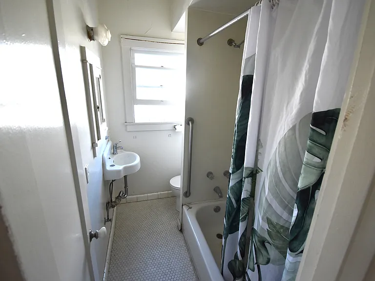 685 Fairview St #685 — Photo 11