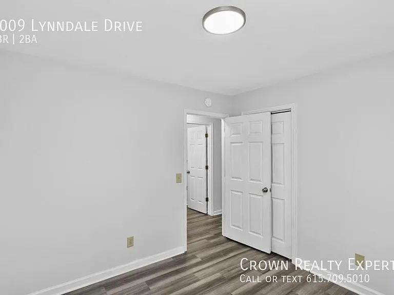 1009 Lynndale Dr — Photo 27
