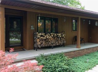 429 Bellus Rd, Hinckley, OH 44233