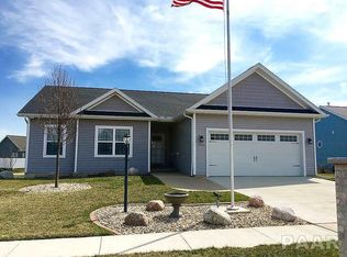 1406 Mackenzie St, Washington, IL 61571